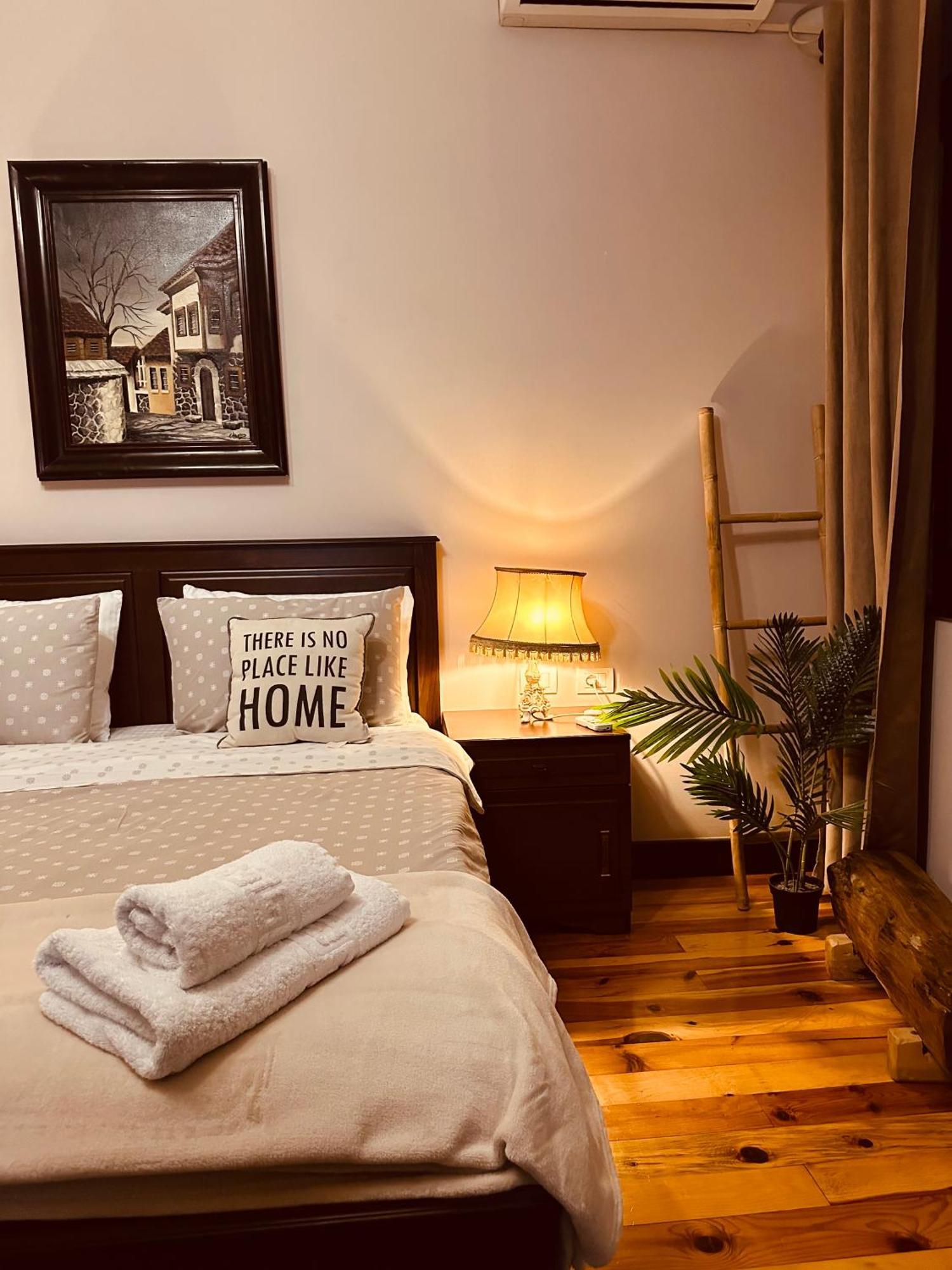 Villa Elezi 2 Korça Kültér fotó